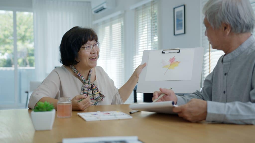 5-safe-and-healthy-summer-activities-for-seniors