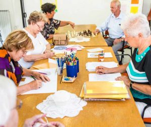 Crafts for Assisted Living Residents