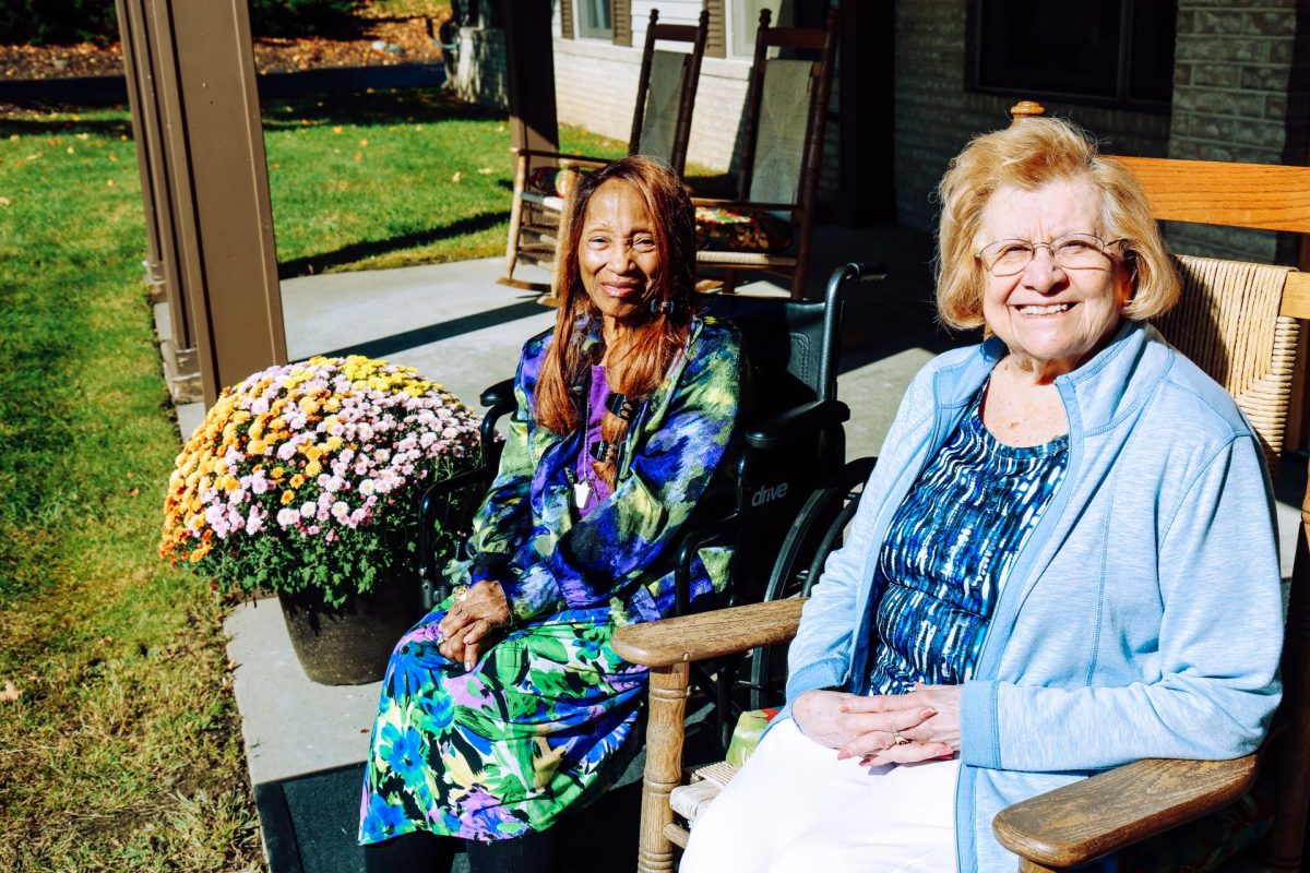 The Benefits of Social Engagement for Seniors - Courtyard Manor